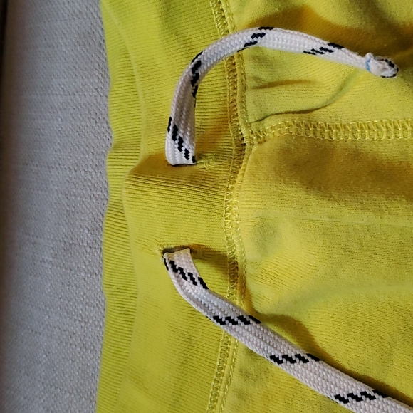 *4 for $18* j crew crewcuts sweat shorts neon yellow 8 - Picture 3 of 7